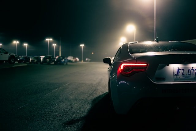 Who Has Priority at an Unmarked Crossroads? 3 erik mclean uTc3mWPy3ro unsplash