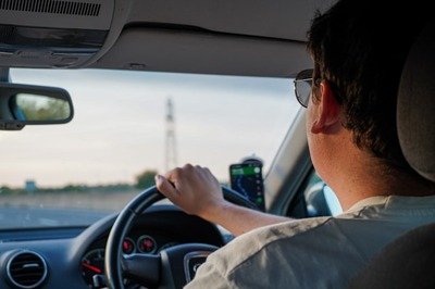 Practicing Driving Outside Lessons: What You Need to Know 3 mark stuckey DzEXtChh Bw unsplash