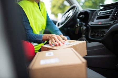 Driving Jobs: How Your Driving Licence Can Help You Earn Extra Cash 4 pexels kampus 7843956